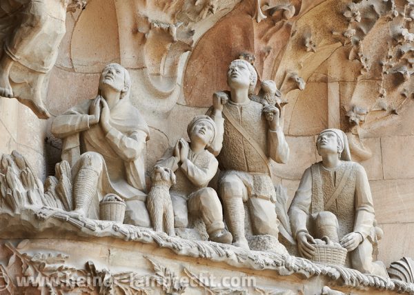 Teil der Geburtsfassade der Sagrada Familia
