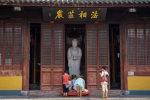 Longhua Temple